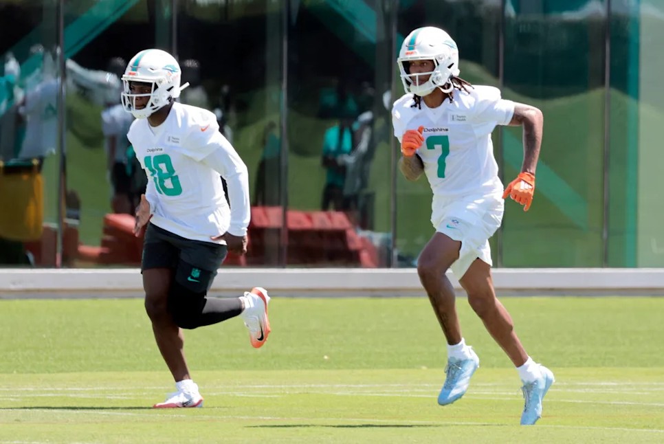 BELL CHANGES WR ROOM&nbsp;DYNAMICS
