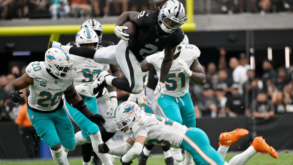 MONDAY FISH WRAP: W1 at&nbsp;RAIDERS